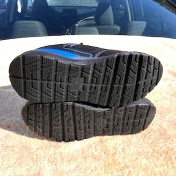 Women's Size: 9 1/2 Leather Soft Toe Shoes . Oil & Slip Resistant-Work & Safety - Picture 8 of 11